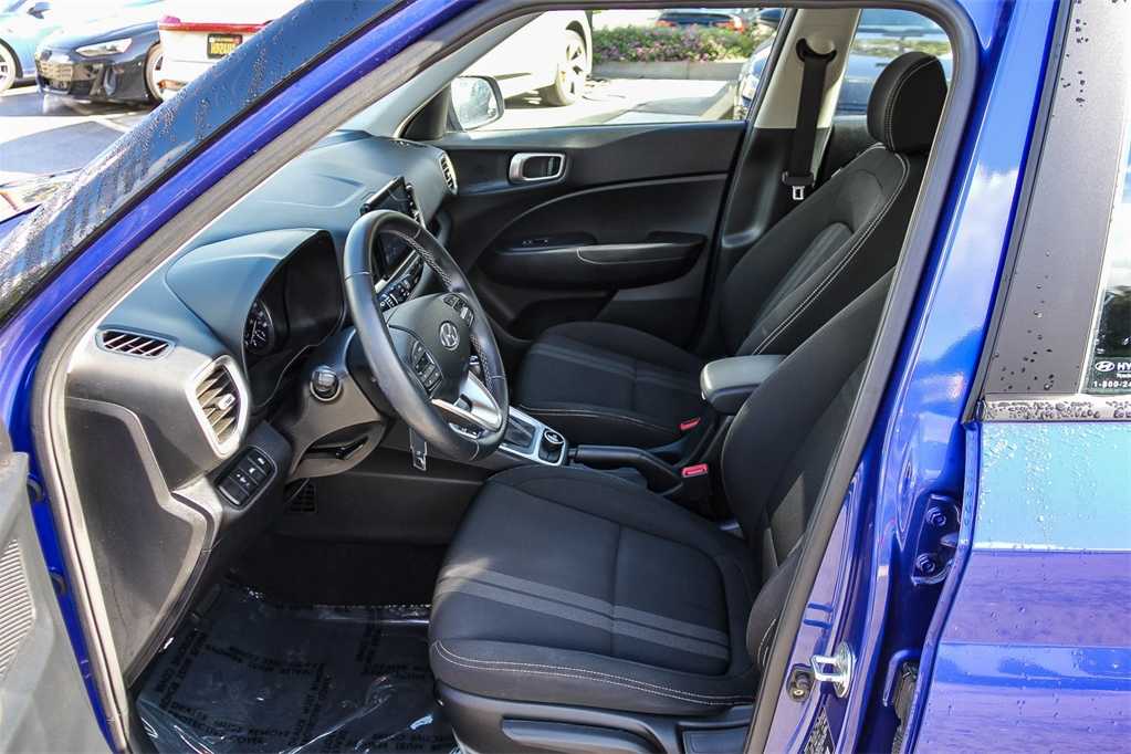 Thumbnail: 2022 Hyundai Venue - 19