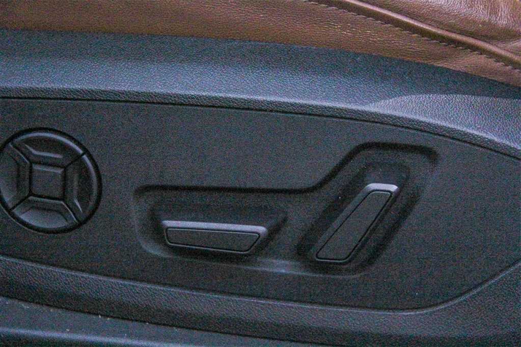 Thumbnail: 2022 Audi e-tron - 21