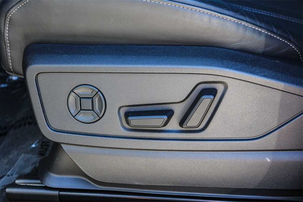 Thumbnail: 2025 Audi Q5 - 21