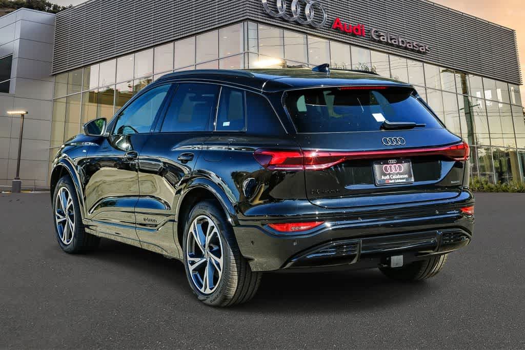 Thumbnail: 2027 Audi Q6 e-tron - 2