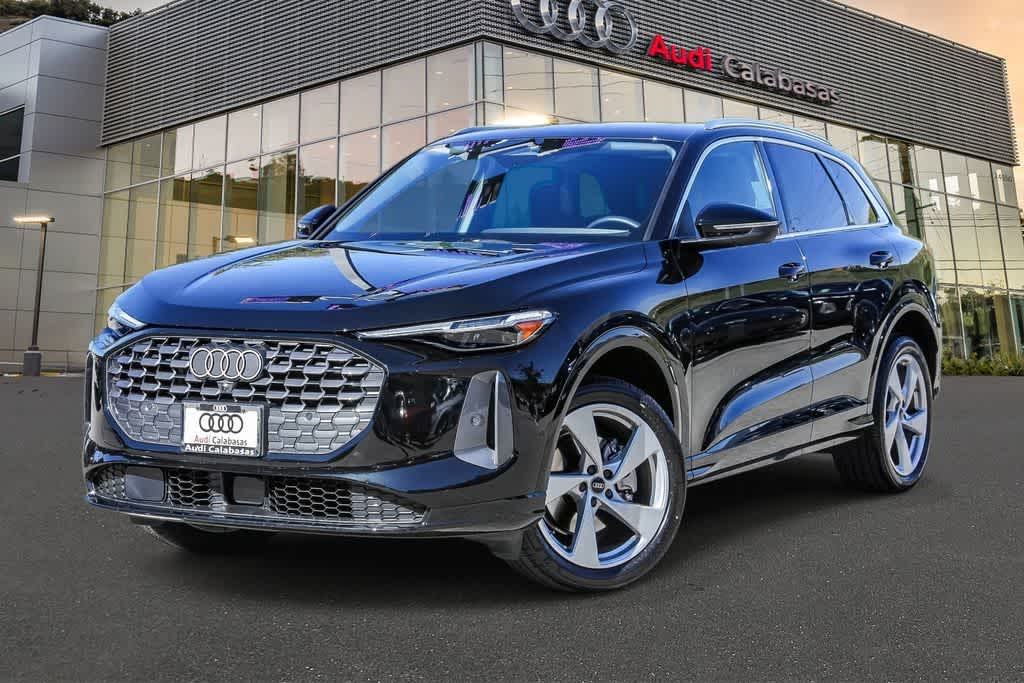 Thumbnail: 2025 Audi Q5 - 1