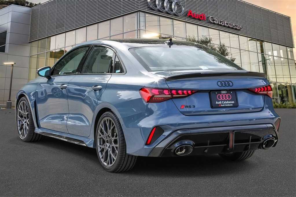 Thumbnail: 2026 Audi RS 3 - 2