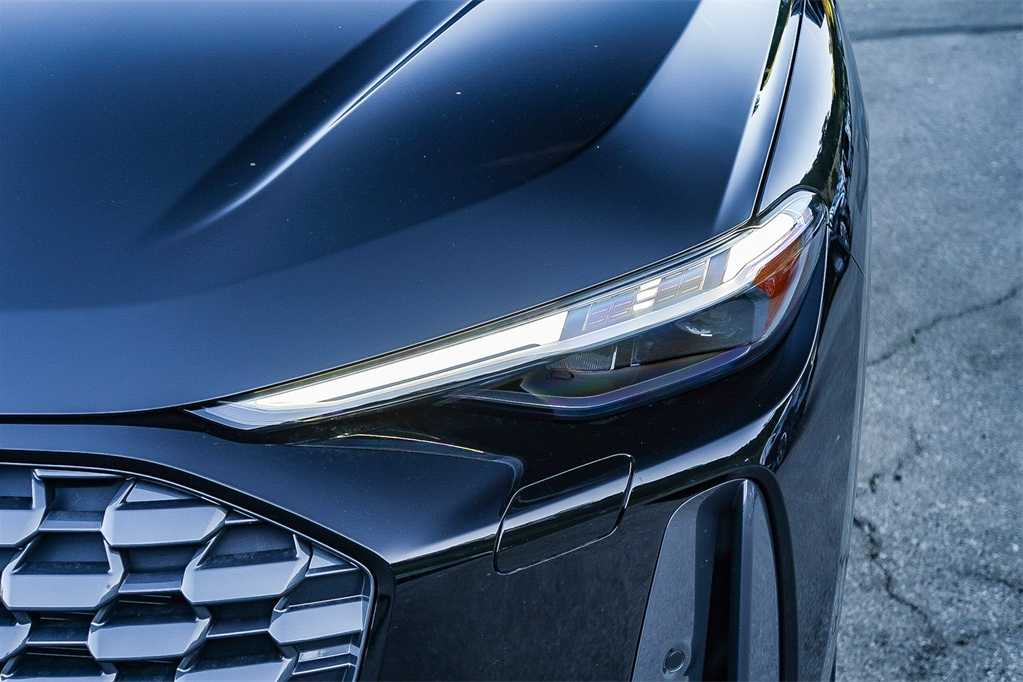 Thumbnail: 2025 Audi Q5 - 8