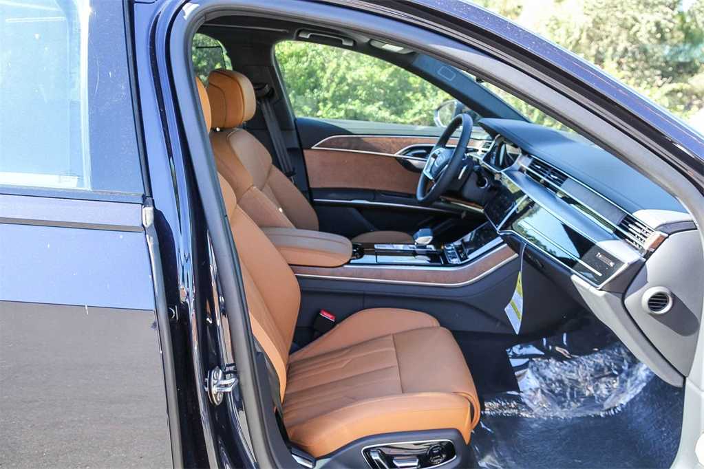 Thumbnail: 2025 Audi A8 - 18