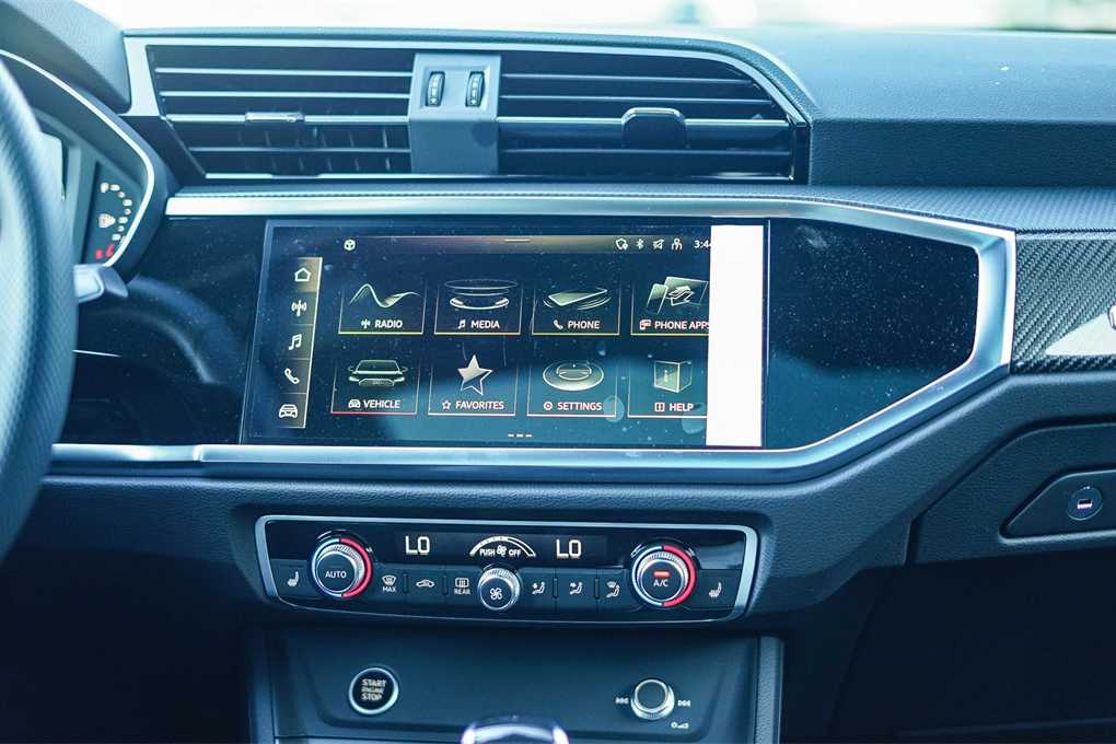 Thumbnail: 2025 Audi Q3 - 14