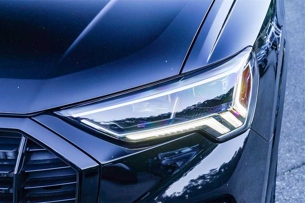 Thumbnail: 2025 Audi Q3 - 8