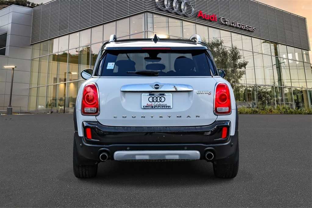 Thumbnail: 2019 MINI Cooper Countryman - 3