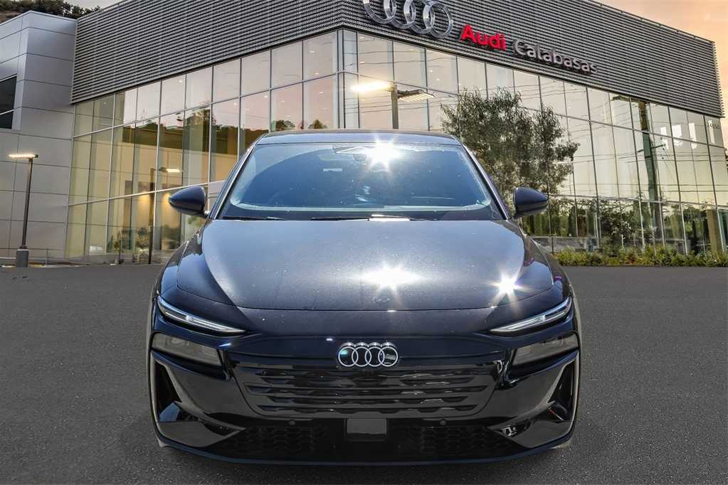 Thumbnail: 2025 Audi e-tron S - 6