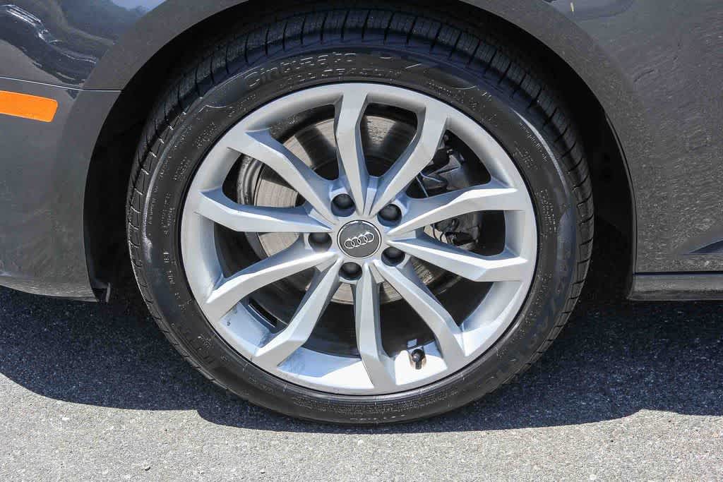 Thumbnail: 2019 Audi A4 - 9