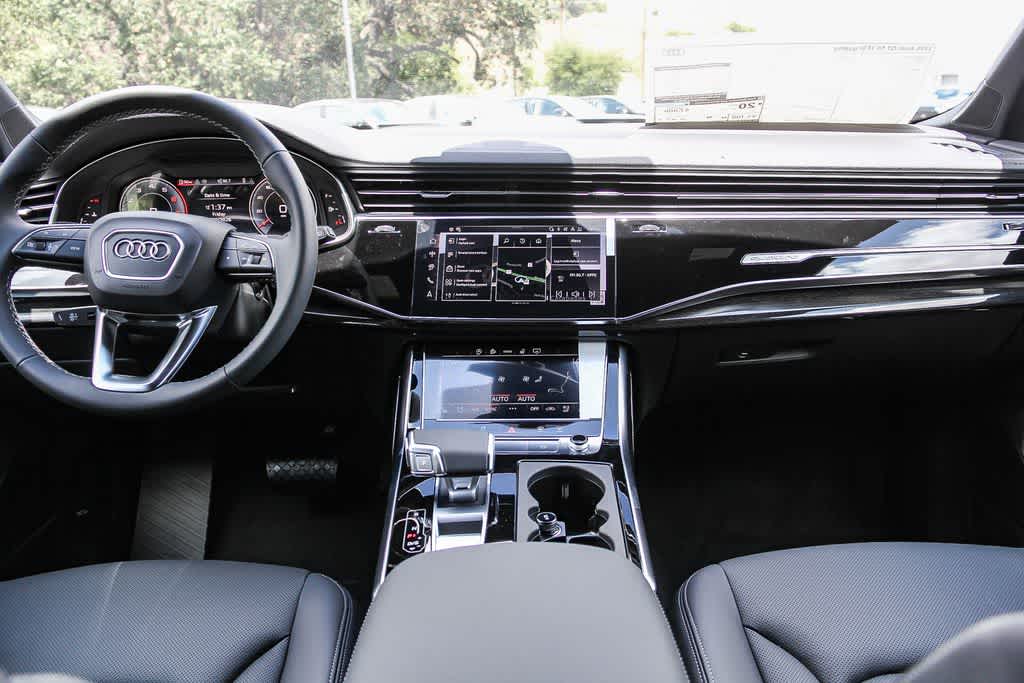 Thumbnail: 2026 Audi Q7 - 13
