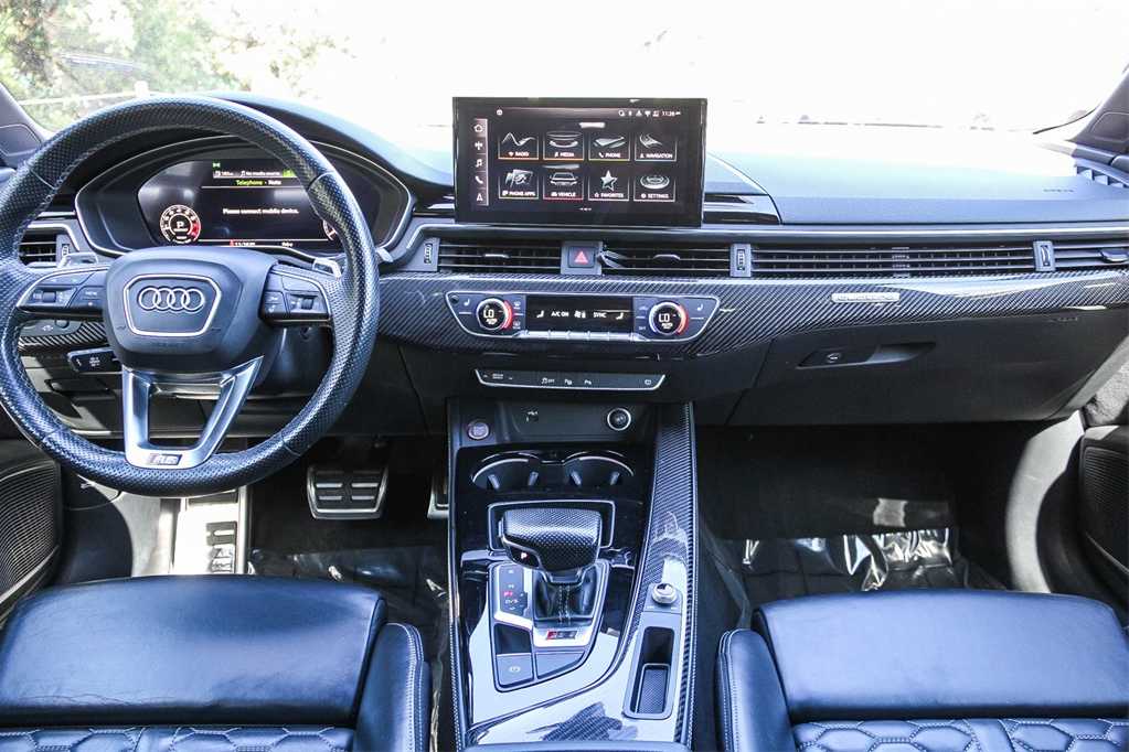 Thumbnail: 2022 Audi RS 5 - 13