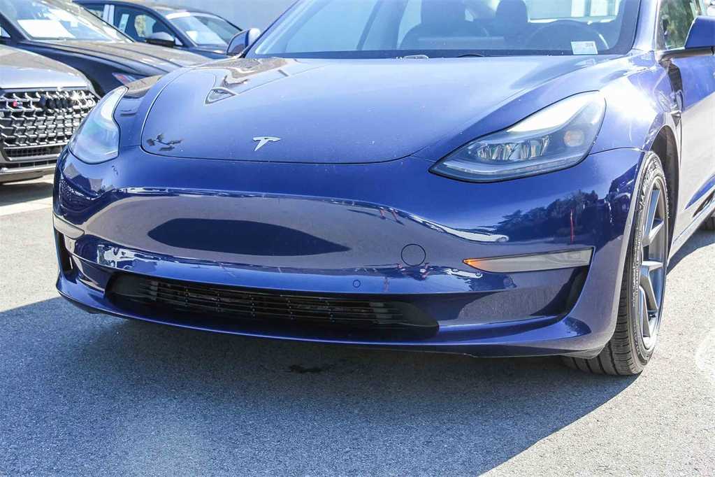 Thumbnail: 2021 Tesla Model 3 - 8