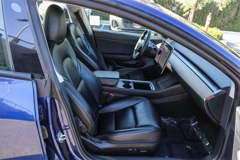 Thumbnail: 2021 Tesla Model 3 - 18