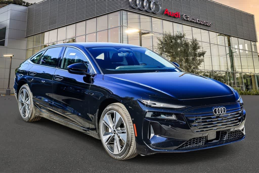 Thumbnail: 2025 Audi e-tron S - 5