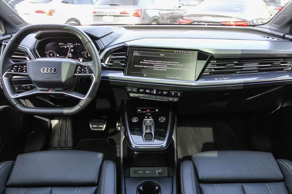 Thumbnail: 2025 Audi Q4 e-tron - 13