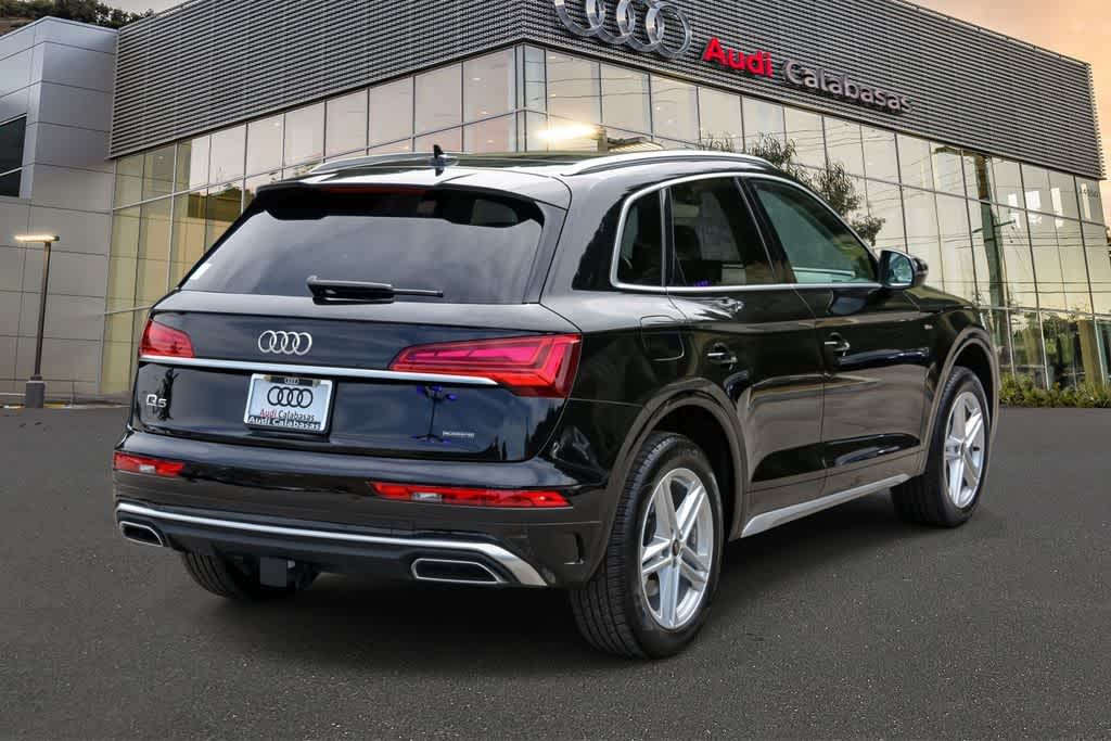 Thumbnail: 2025 Audi Q5 - 4