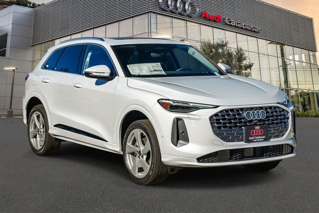 Thumbnail: 2025 Audi Q5 - 3