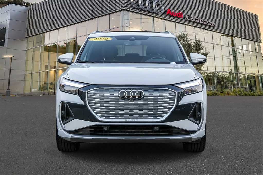 Thumbnail: 2024 Audi Q4 e-tron - 6