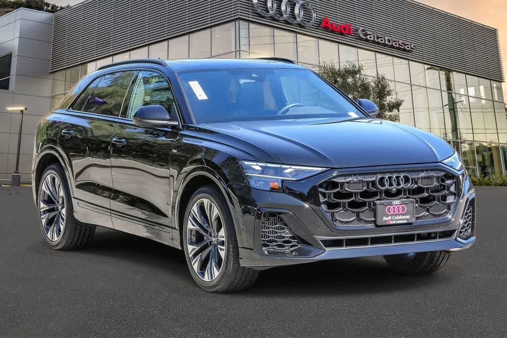 Thumbnail: 2026 Audi Q8 - 5