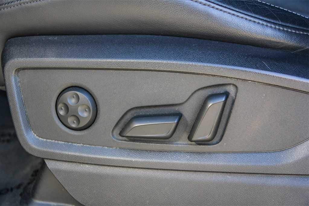 Thumbnail: 2022 Audi SQ5 - 21