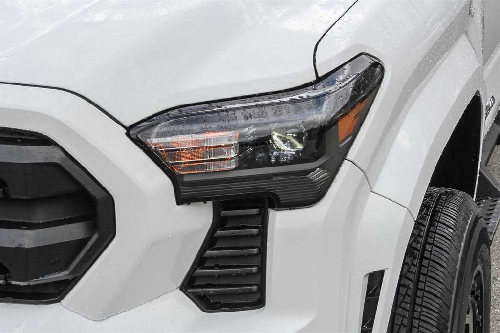 Thumbnail: 2024 Toyota Tacoma - 7