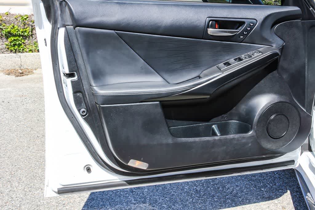 Thumbnail: 2023 Lexus IS - 19