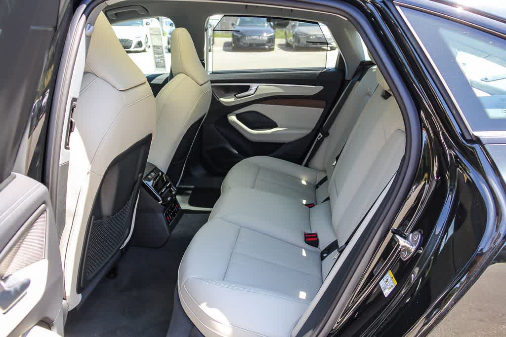 Thumbnail: 2026 Audi S5 - 17