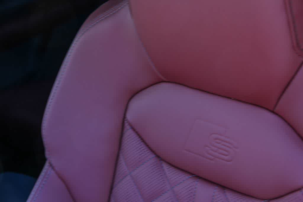 Thumbnail: 2026 Audi SQ7 - 25