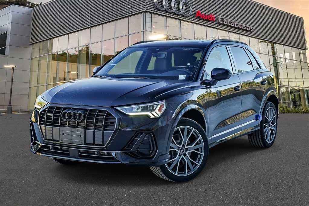 Thumbnail: 2025 Audi Q3 - 1