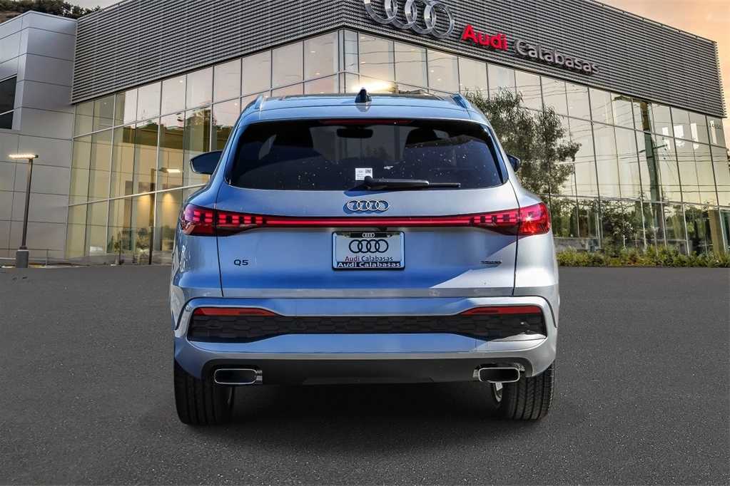 Thumbnail: 2025 Audi Q5 - 3
