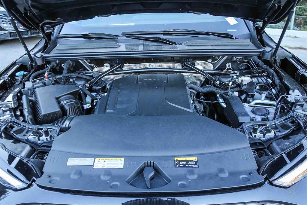 Thumbnail: 2025 Audi Q5 - 26