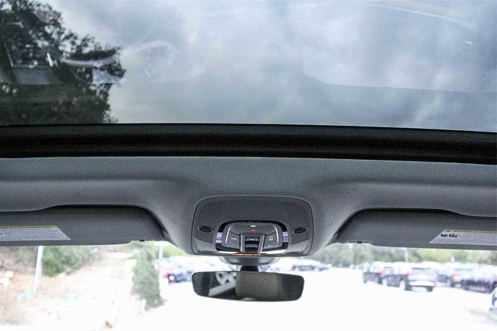 Thumbnail: 2023 Audi Q5 - 13