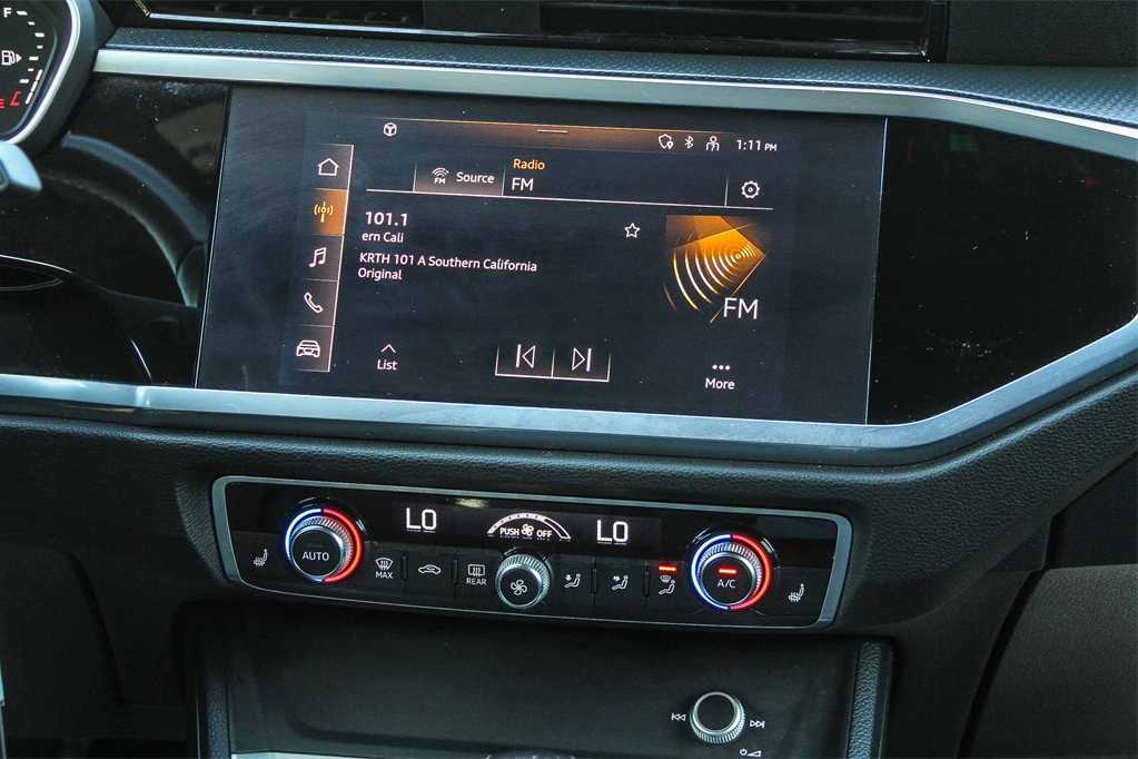 Thumbnail: 2022 Audi Q3 - 15