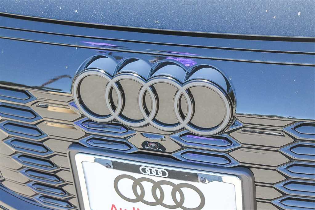 Thumbnail: 2025 Audi SQ6 e-tron - 9