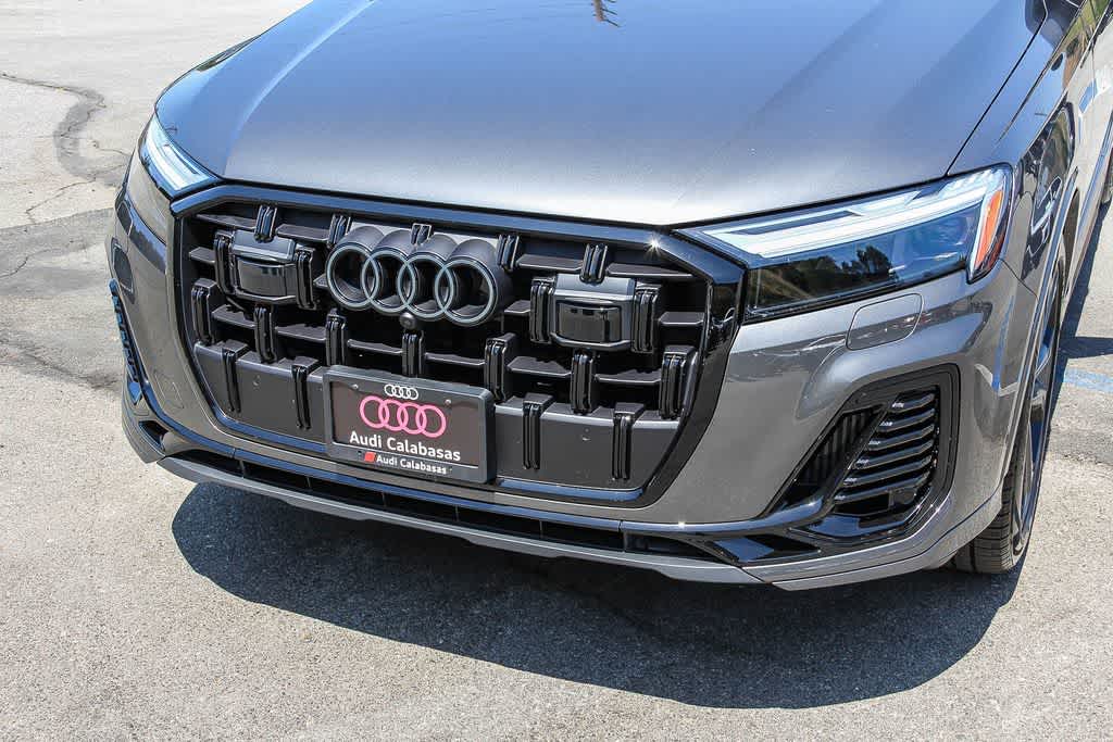 Thumbnail: 2026 Audi Q7 - 8