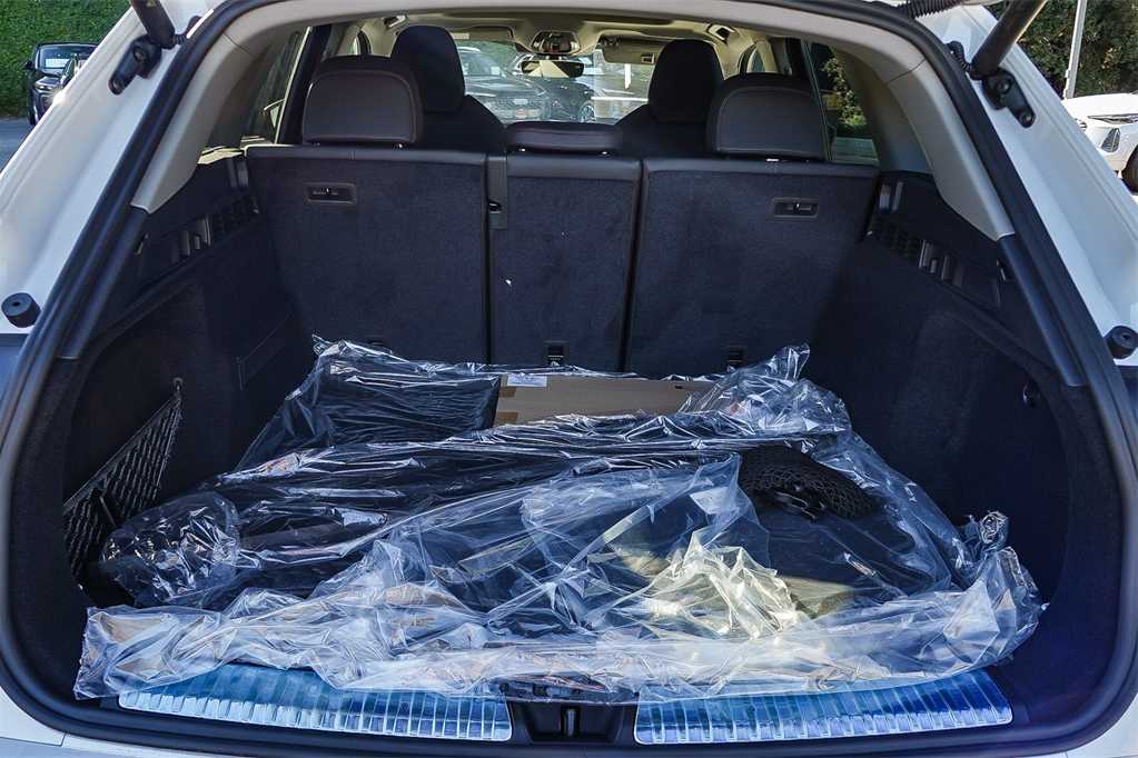 Thumbnail: 2025 Audi Q5 - 29