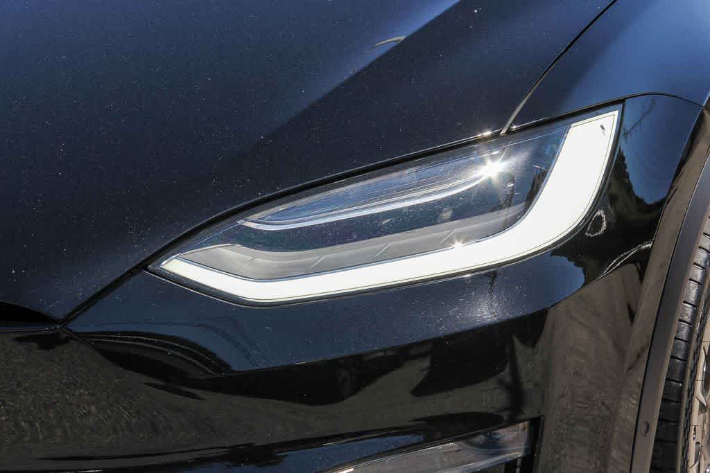 Thumbnail: 2022 Tesla Model X - 7