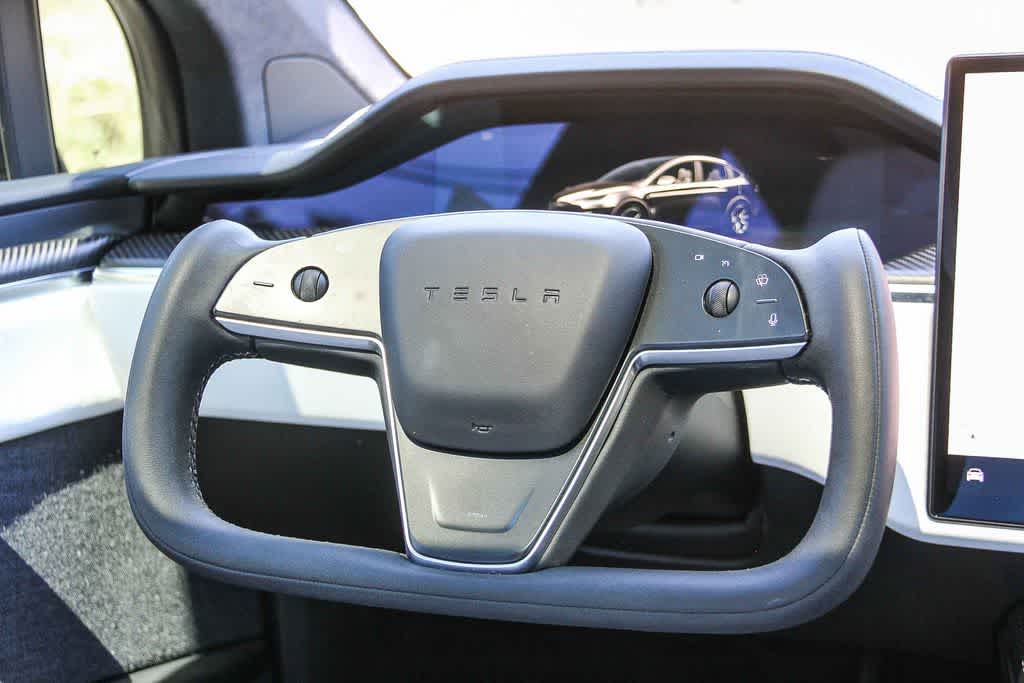 Thumbnail: 2022 Tesla Model X - 16