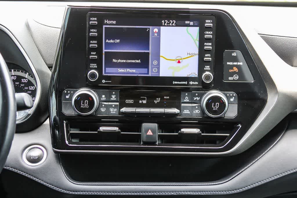Thumbnail: 2021 Toyota Highlander - 15