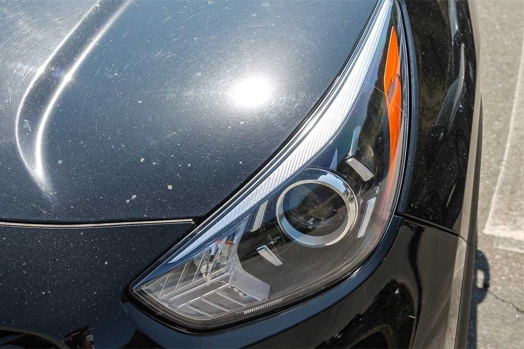 Thumbnail: 2022 Kia Niro - 8