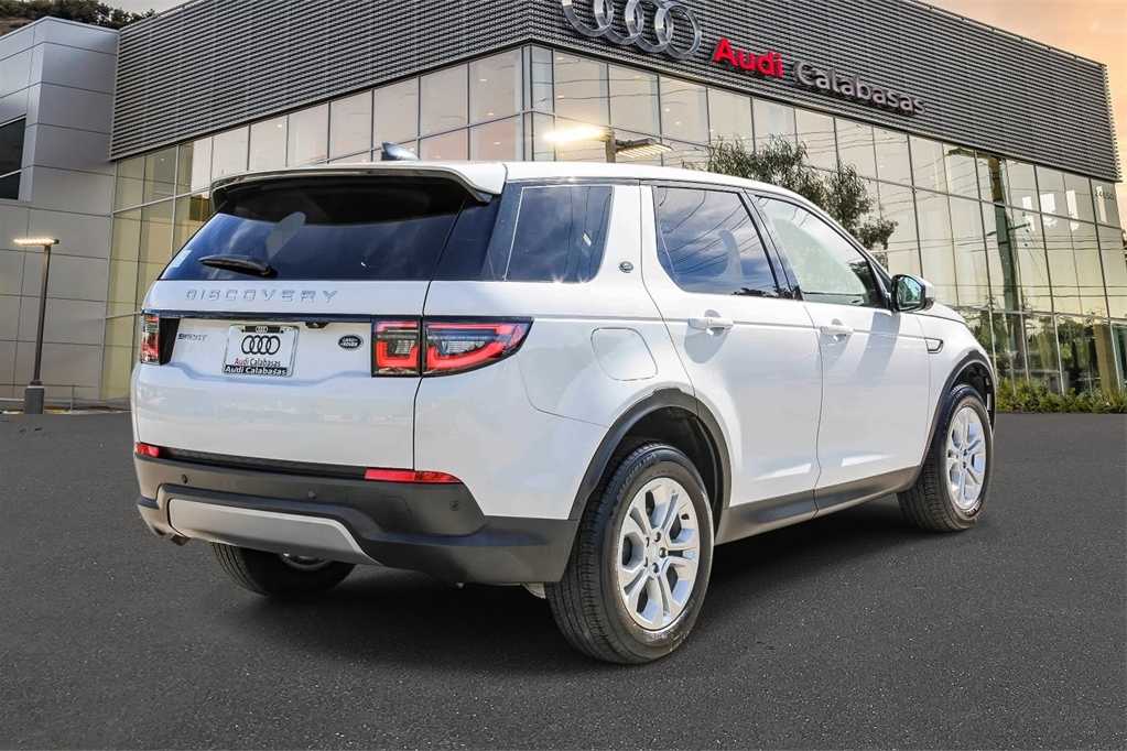 Thumbnail: 2021 Land Rover Discovery Sport - 4