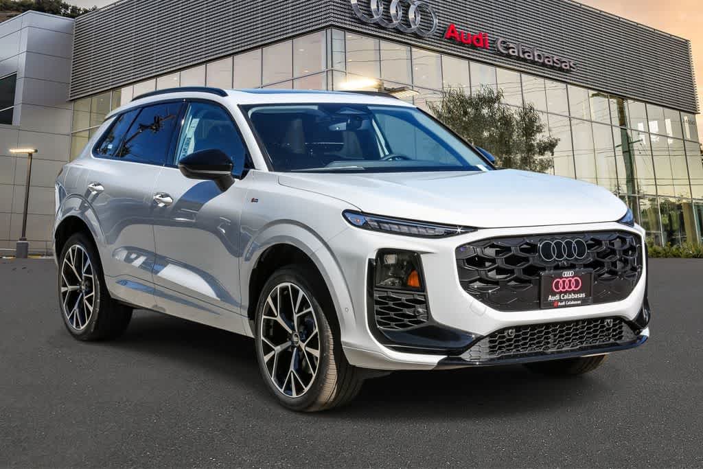 Thumbnail: 2026 Audi Q3 - 5