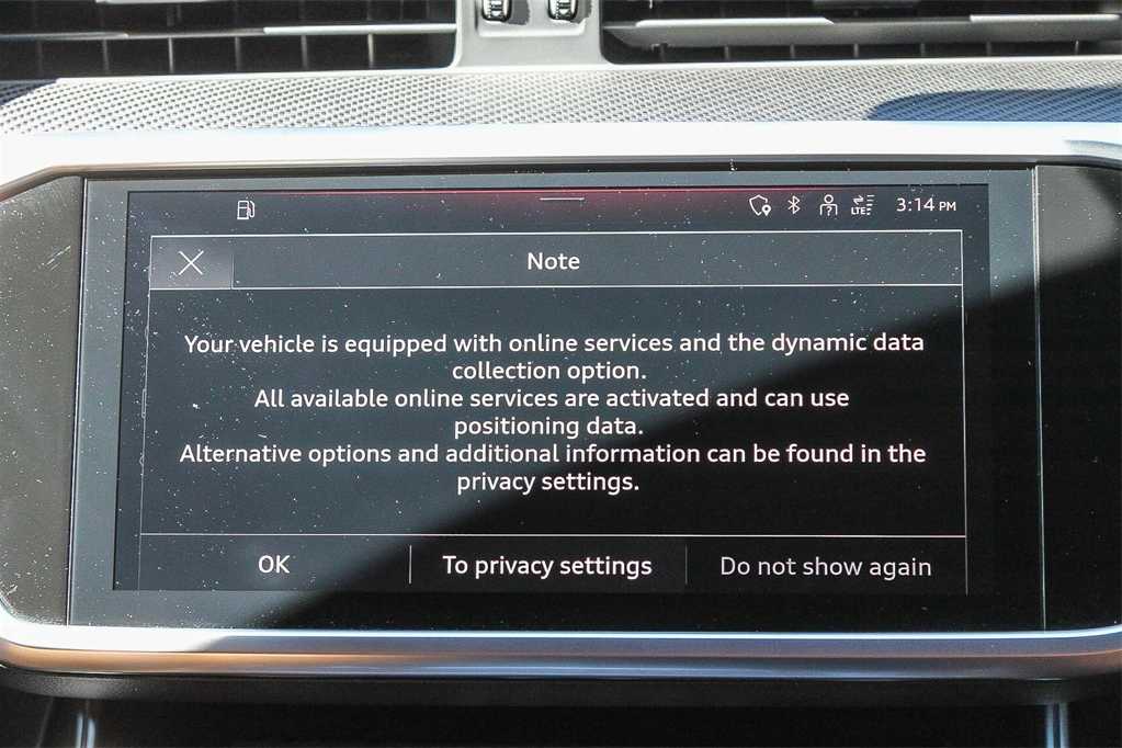 Thumbnail: 2022 Audi RS 6 - 14