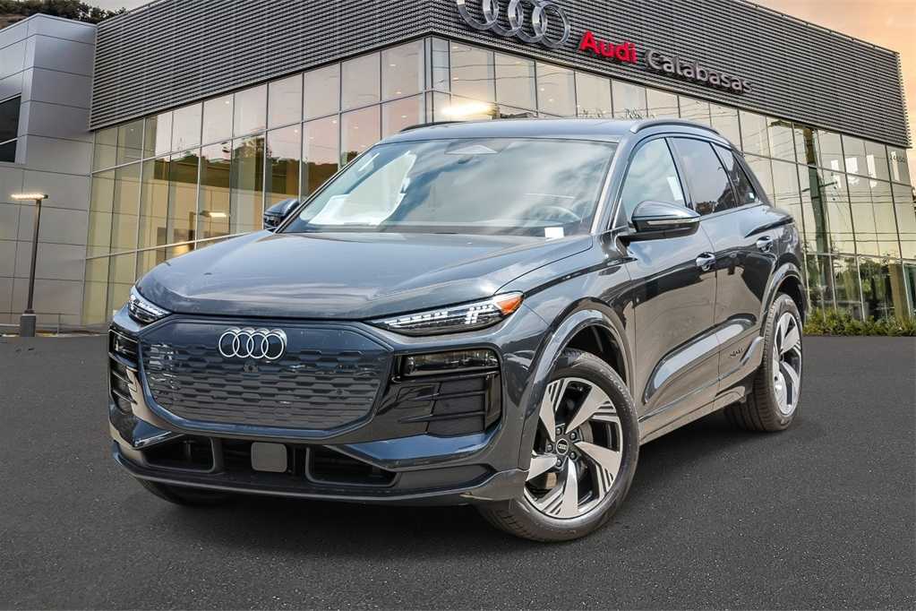 2025 Audi Q6 e-tron Premium Plus -
                  Calabasas, CA