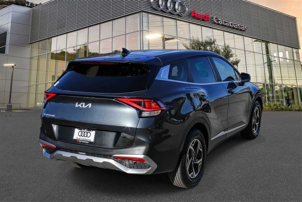 Used 2023 Kia Sportage LX SUV