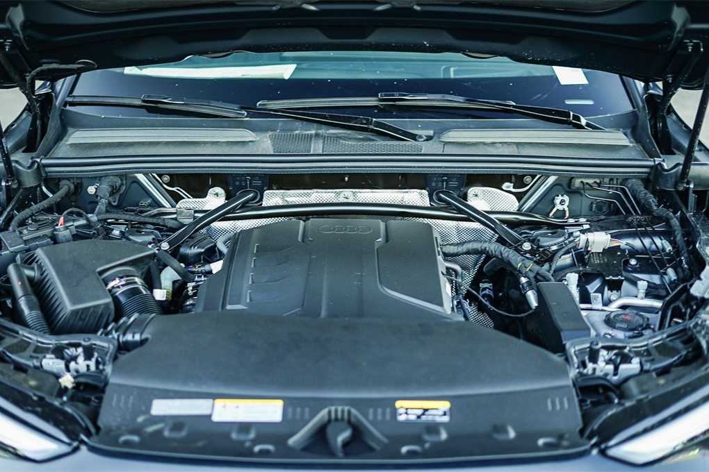 Thumbnail: 2025 Audi Q5 - 26