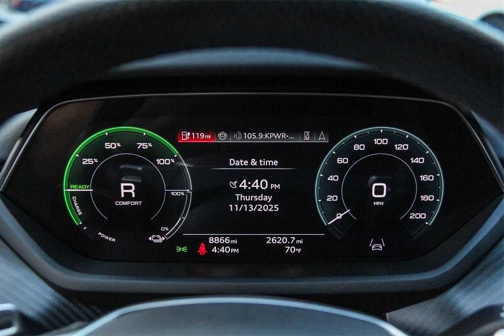 Thumbnail: 2024 Audi RS e-tron GT - 25