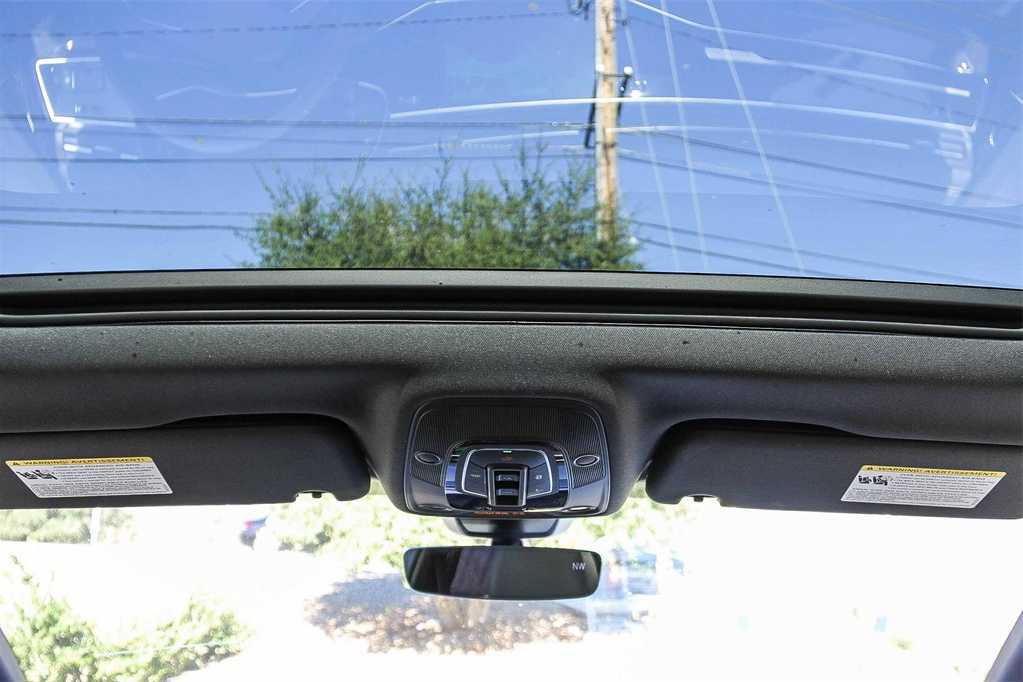 Thumbnail: 2025 Audi Q7 - 12