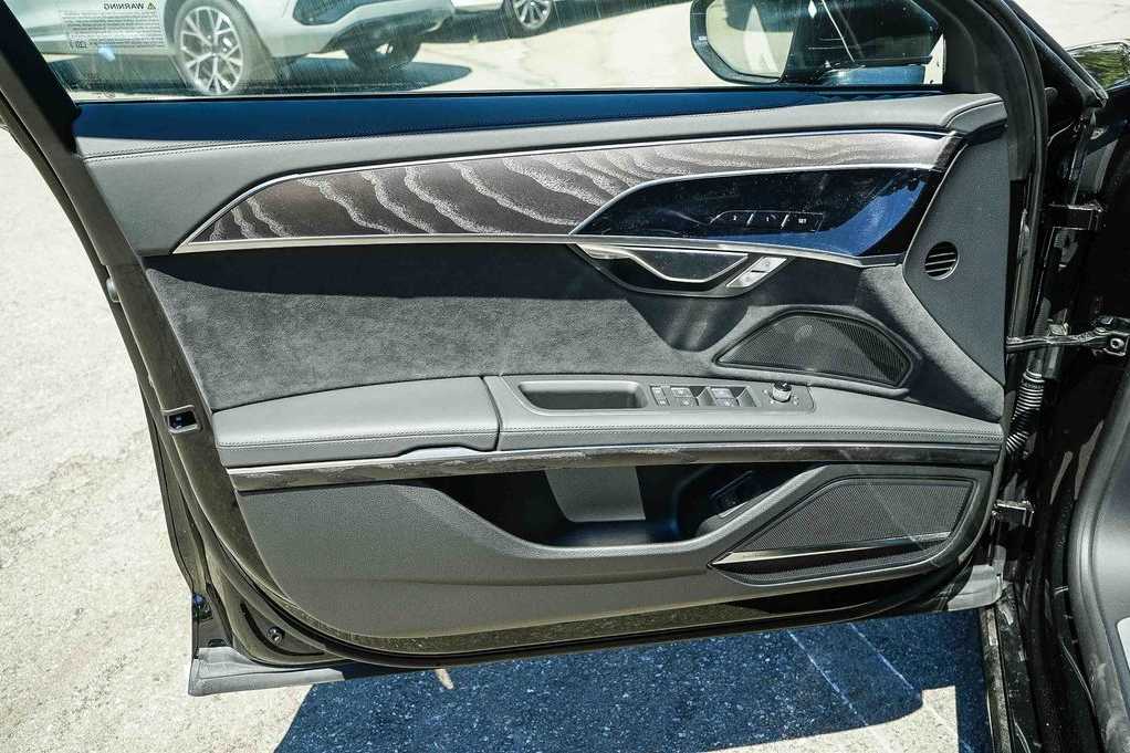 Thumbnail: 2026 Audi A8 - 22