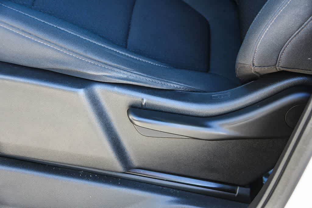 Thumbnail: 2021 Chevrolet Silverado 1500 - 18